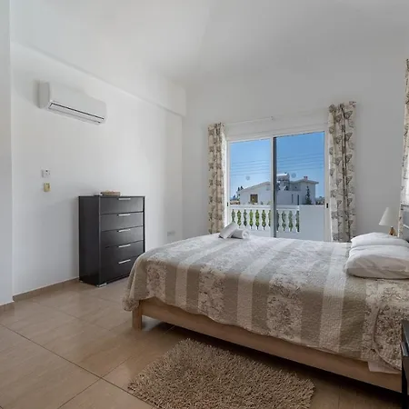 Villa Coral - *